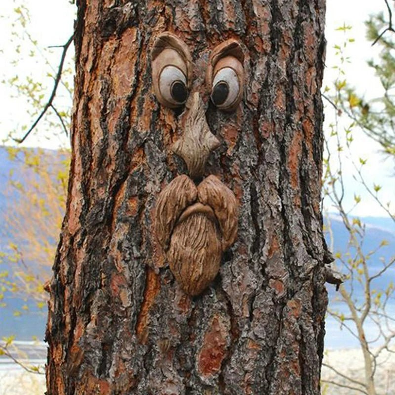 Enchanted Tree Face - Outdoor Tree Amusing Old Man Face Sculpture