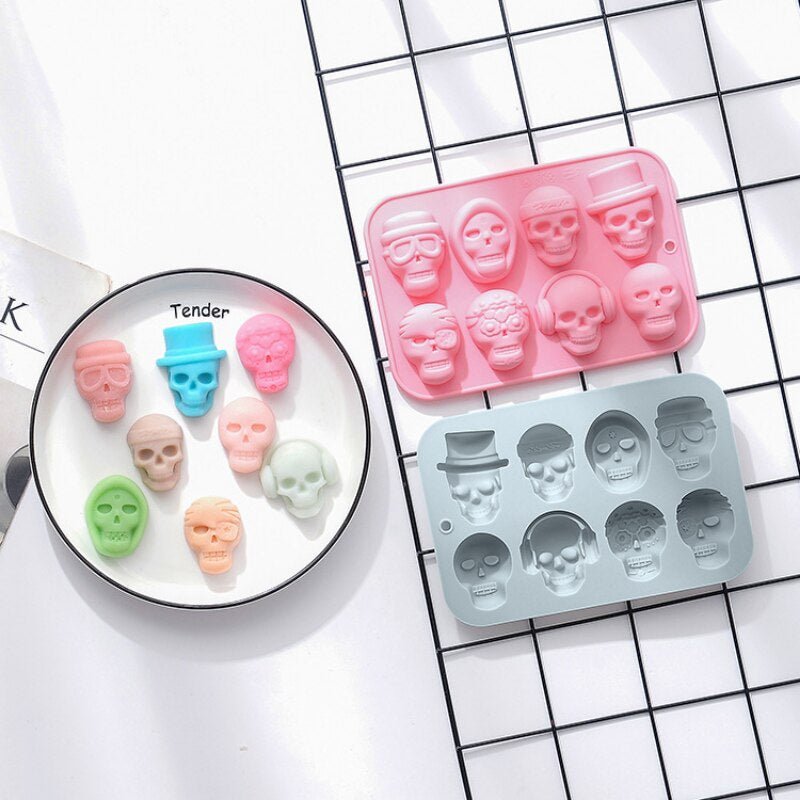 Skull Cake Mold - Halloween Silicone Mold 8 -hole for Jelly Cake, Ice Cube, Crayon, Soap, Halloween Party Decorations